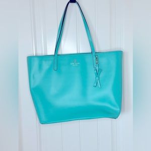 Kate Spade tote bag- PERFECT FOR SPRING